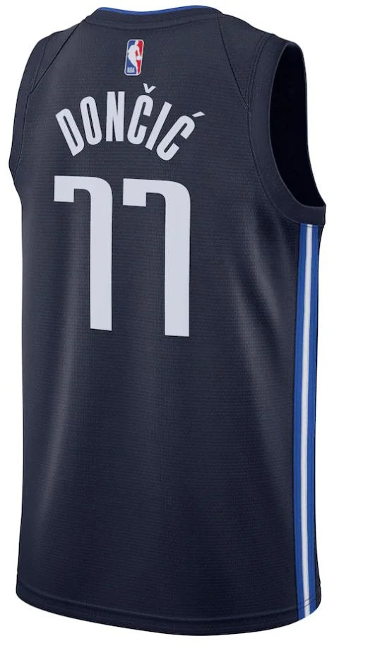 Regata Dallas Mavericks Luka Doncic 20/21 Nº77 - Torcedor Masculino - Azul Marinho e Azul